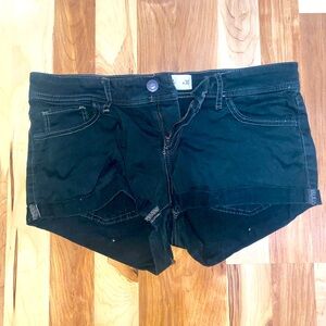 Hollister Short Short Low Rise Size 11 Shorts in Army Green
